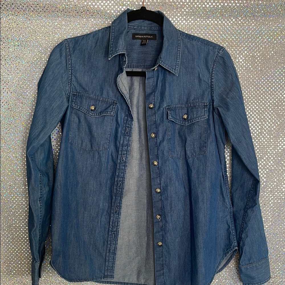 Banana Republic Blue Casual Button Down Shirt